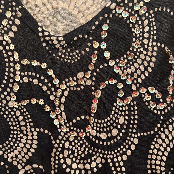 Ladies Dressy Top Wedding 1X Black and tan with gold sequins Like new - Picture 2 of 3